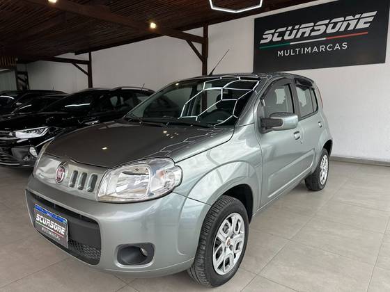 FIAT UNO 1.0 EVO VIVACE 8V FLEX 4P MANUAL FIAT UNO 1.0 EVO VIVACE 8V FLEX 4P MANUAL